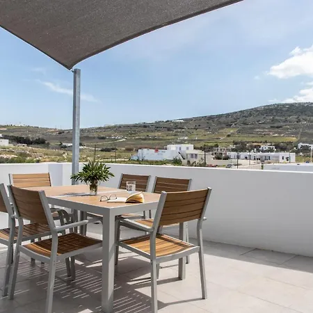 Twelve Plus+ * Naousa (Paros)