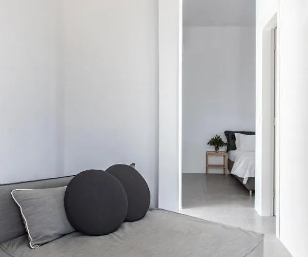 Twelve Plus+ 纳乌萨